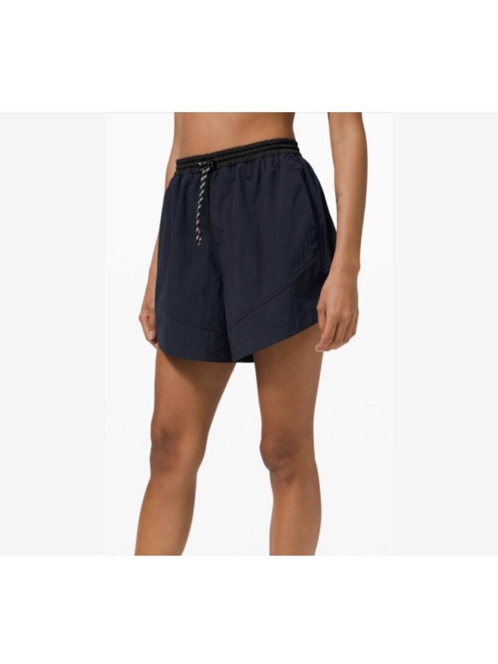 Lululemon Evergreen Shorts Womens Size 8 Navy Black Drawstring Athletic J226